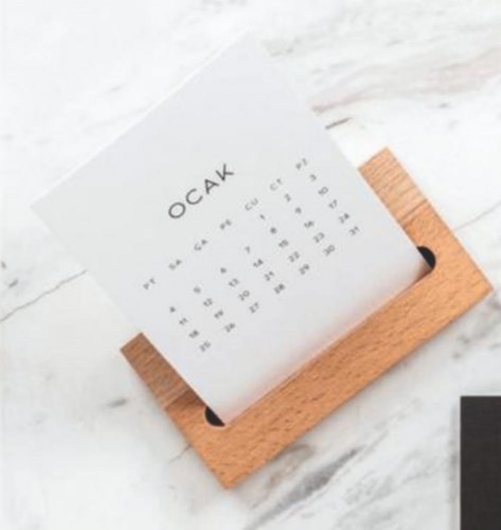 Ahşap Masa Takvimi